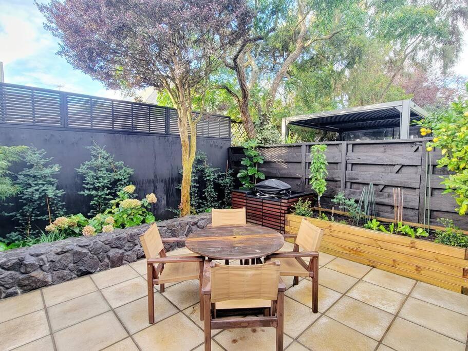 فيلا Hagley Park Townhouse كريستتشيرش المظهر الخارجي الصورة